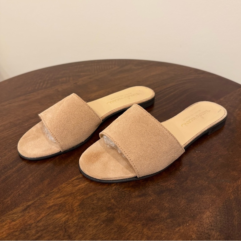 Elegant Tan Slide Sandals